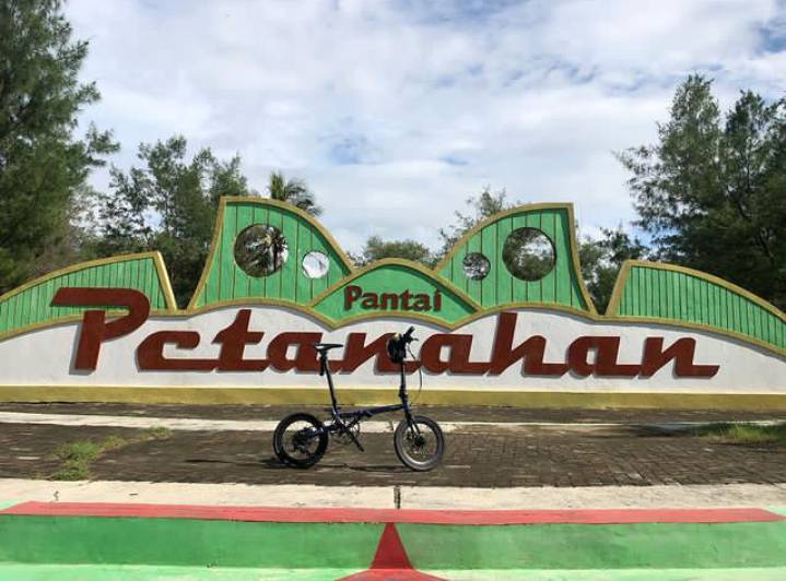 pantai Petanahan Kebumen (instagram.com/anjar.nurgama)