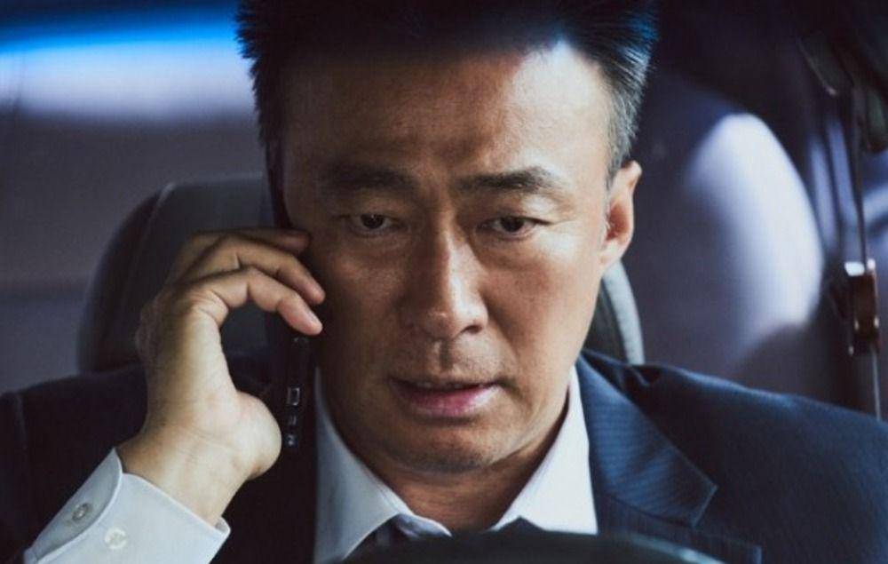 Lee Sung Min di Shadow Detective (instagram.com/disneypluskr)