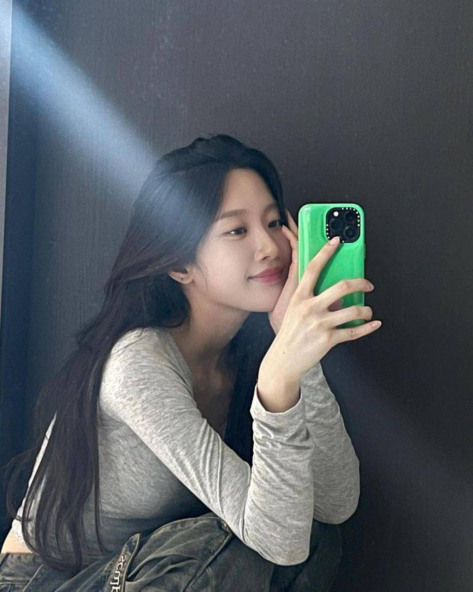 potret Moon Ga Young (instagram.com/m_kayoung)