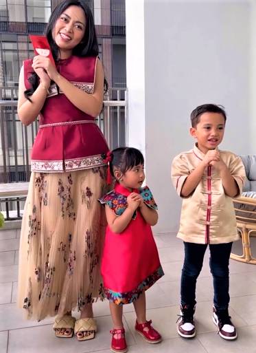 momen Rachel Vennya bersama Xabiru dan Chava rayakan Imlek (instagram.com/rachelvennya/)