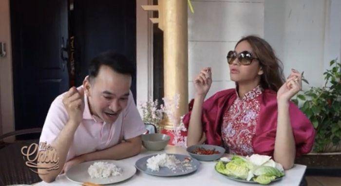 Bunda Corla Sidak rumah Ruben (Youtube.com /The Onsu Family)