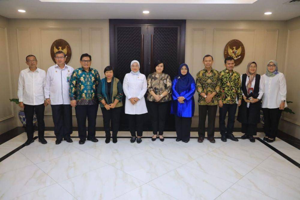 Menaker Ida Fauziyah ketika menerima audiensi Komisi Nasional Hak Asasi Manusia (Komnas HAM) Periode 2022-2027 di Kantor Kemnaker Jakarta, Selasa (24/1/2023). (Dok. Kemnaker)