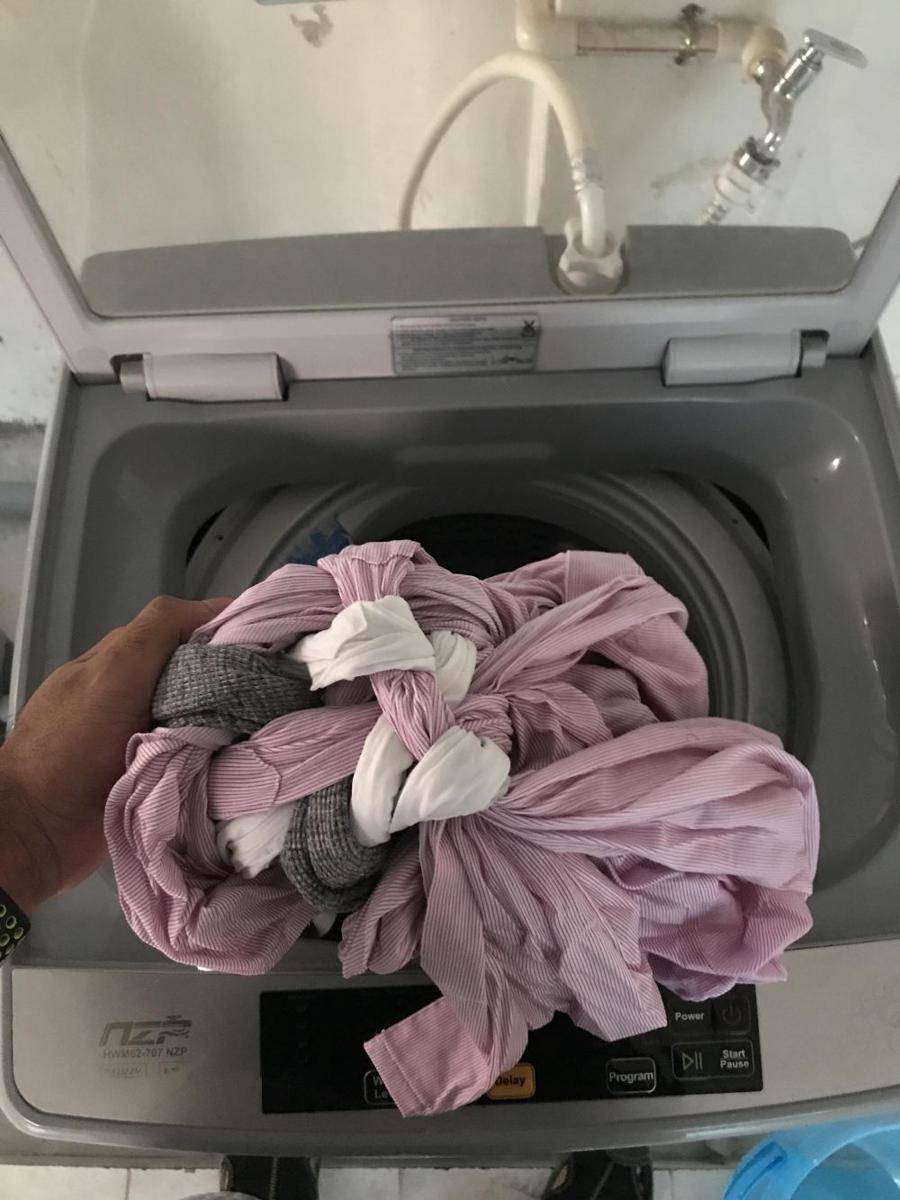 potret momen apes pas cuci baju (reddit.com/user/virpat)