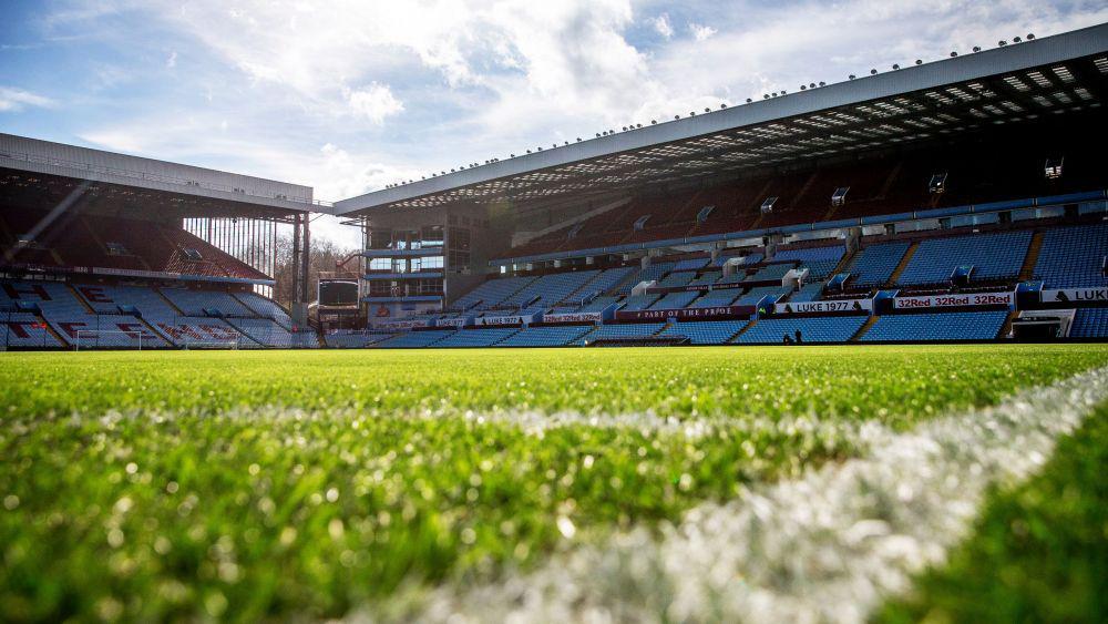 Kericuhan Warnai Duel Aston Villa vs Legia Warsawa