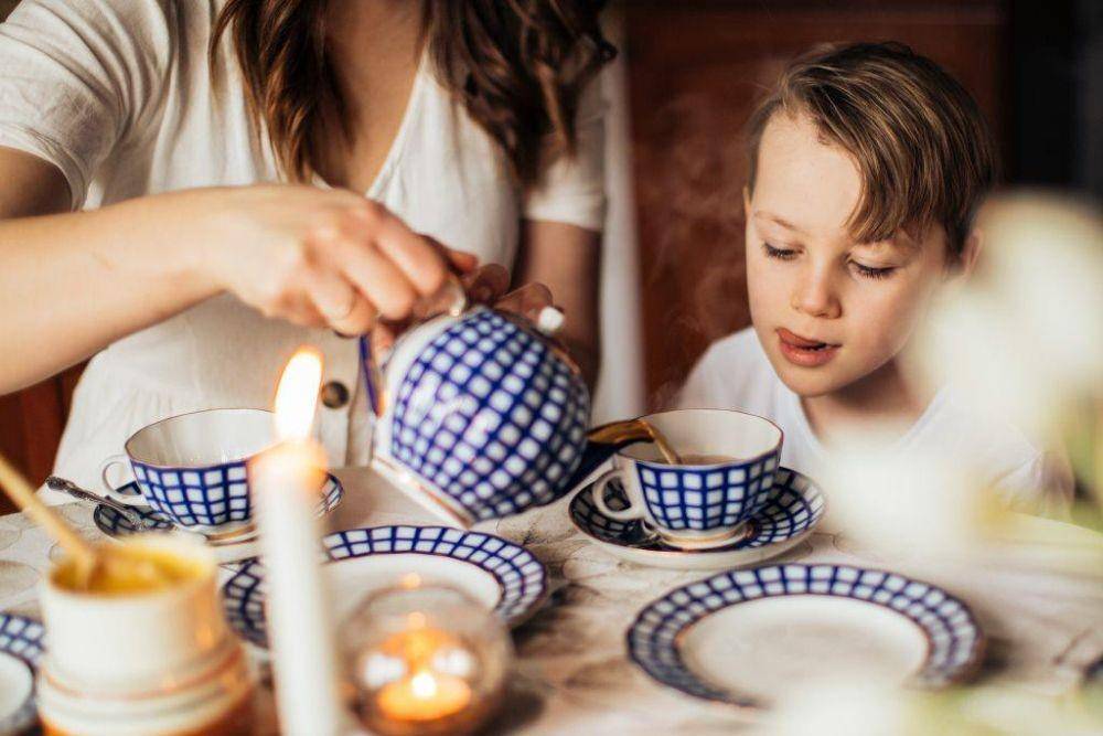 ilustrasi asupan kafein pada anak-anak (pexels.com/Elina Fairytale)