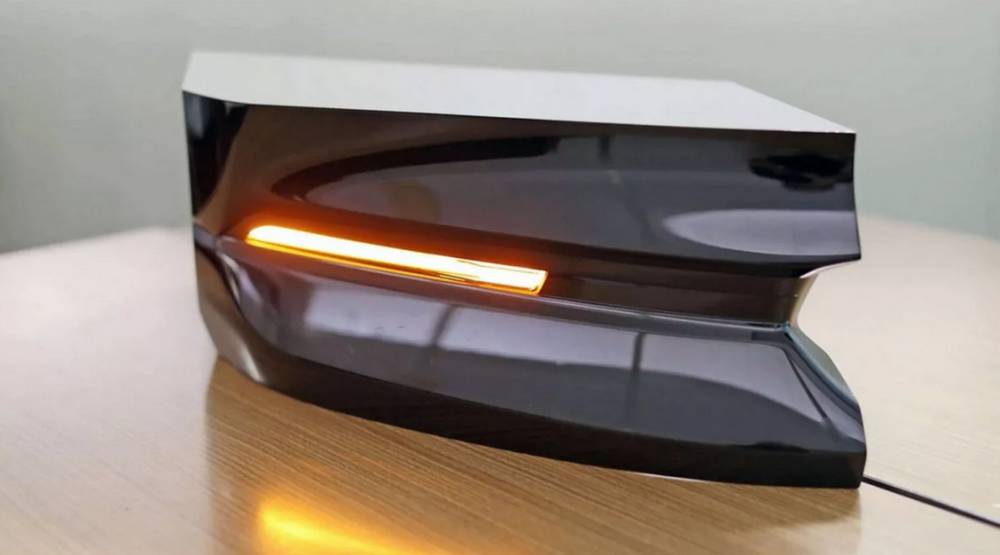 Proses pembuatan lampu sein Mazda (Carscoops.com)
