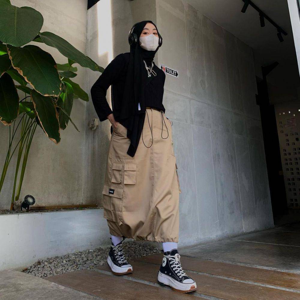 tren OOTD hijab yang sedang viral (instagram.com/izzahi)