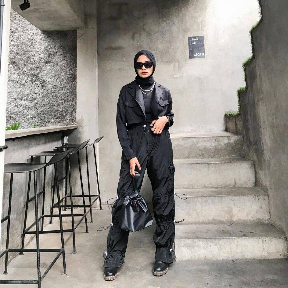 tren OOTD hijab yang sedang viral (instagram.com/nur_kmr)