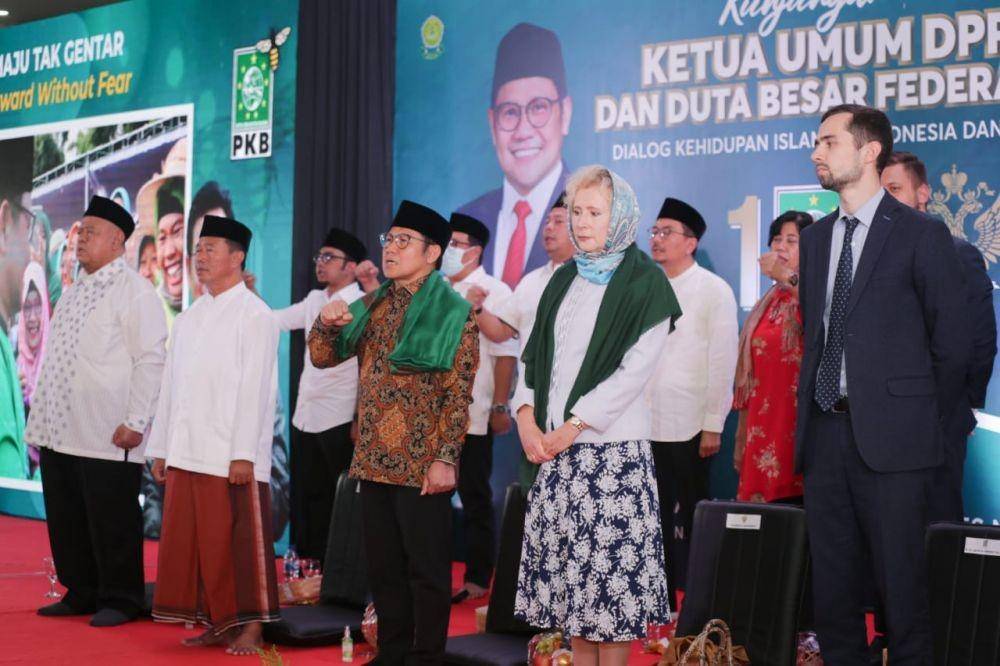 Ketua Umum PKB, Muhaimin Iskandar bersama Duta Besar Rusia untuk Indonesia, Lyudmila Vorobieva (dok. PKB)