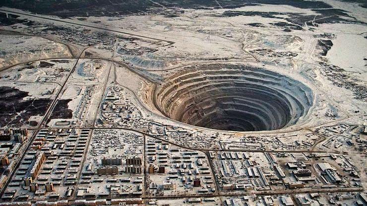 5 Fakta Mirny Mine, Lubang Besar di Kota Kecil Rusia
