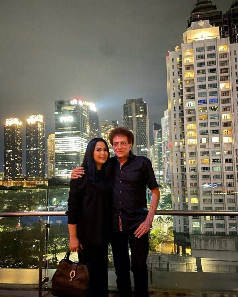 potret Ahmad Albar dan istri (instagram.com/dewiye04)