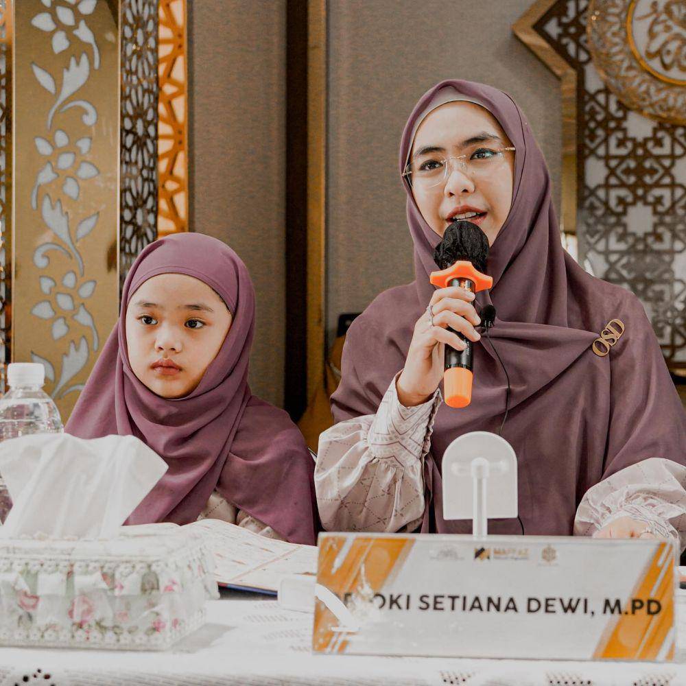 momen safari dakwah Oki Setiana Dewi di Batam (instagram.com/okisetianadewi)