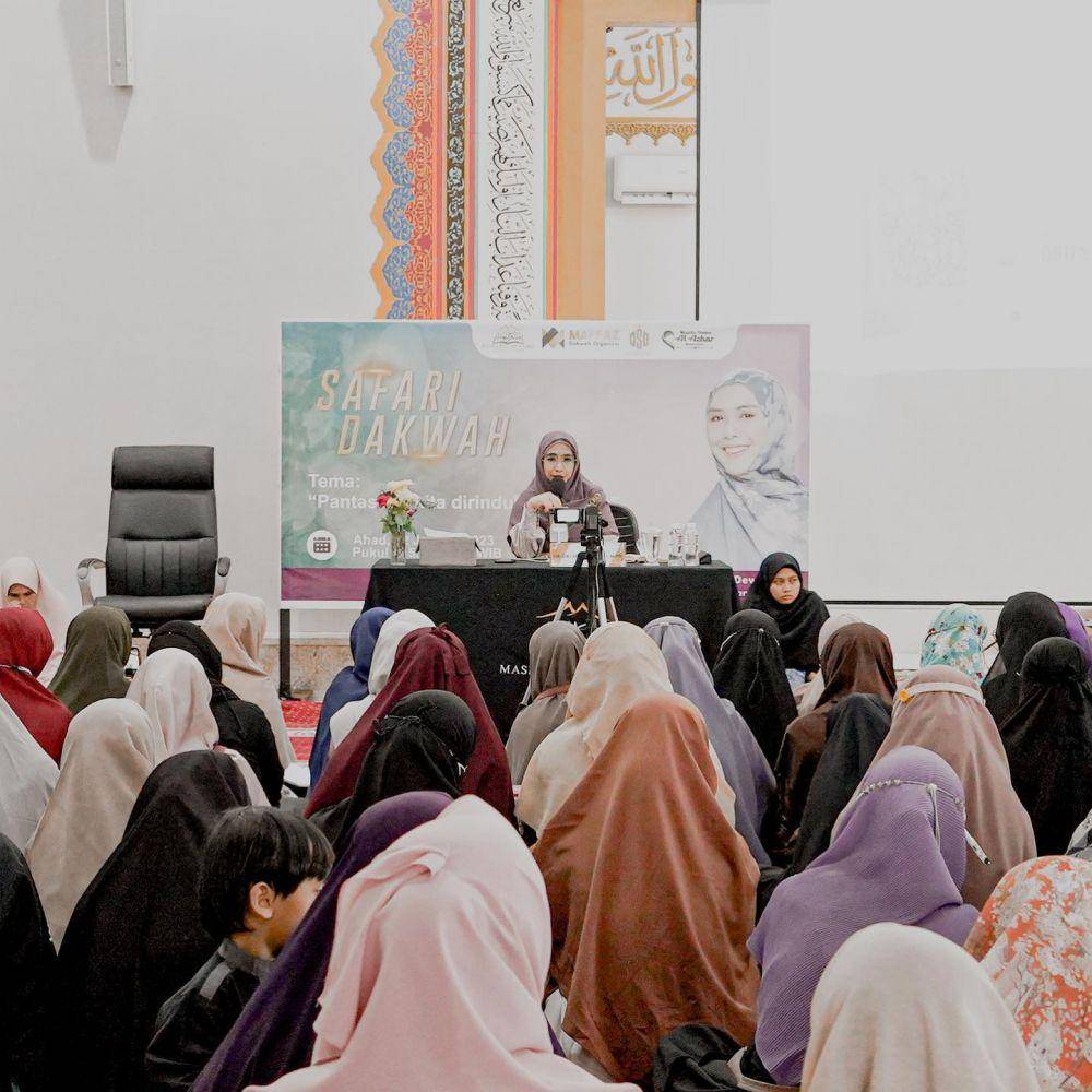 momen safari dakwah Oki Setiana Dewi di Batam (instagram.com/okisetianadewi)