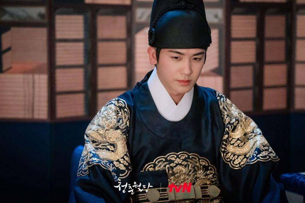 potret Park Hyung Shik di drakor Our Blooming Youth (instagram.com/tvn_drama)