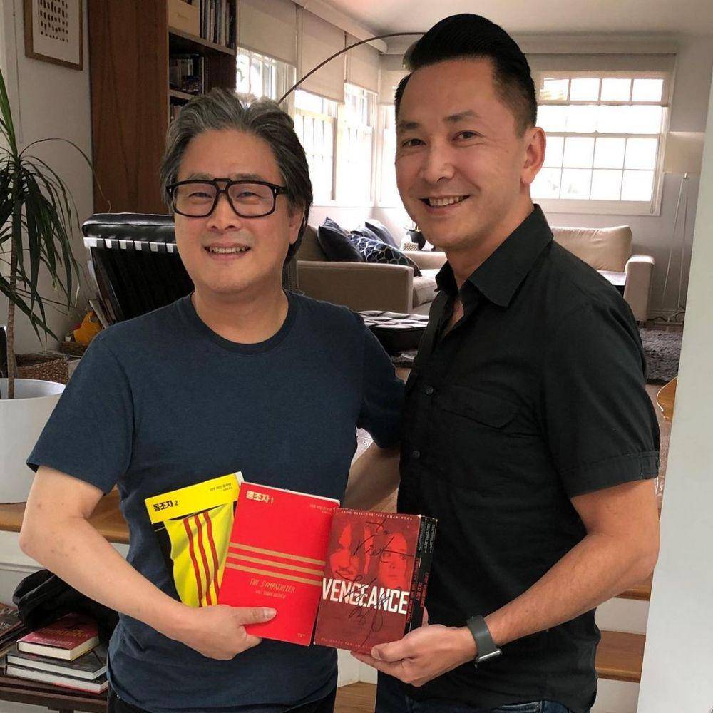 Park Chan-wook (sutradara serial The Sympathizer) dan Viet Thanh Nguyen (penulis novel The Sympathizer) (instagram.com/viet_t_nguyen)