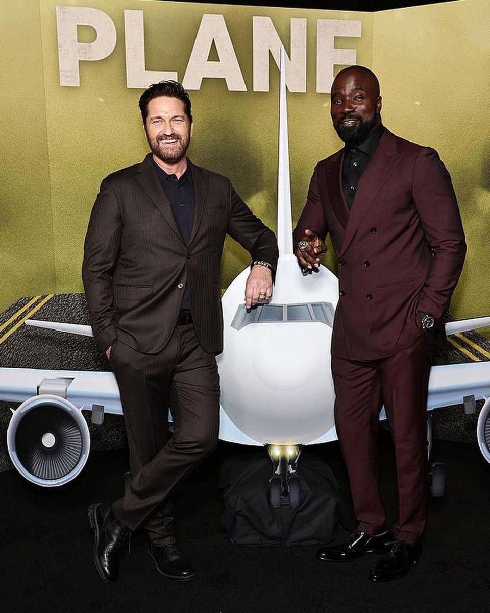 Mike Colter dan Gerard Butler (instagram.com/coltermikecolter)