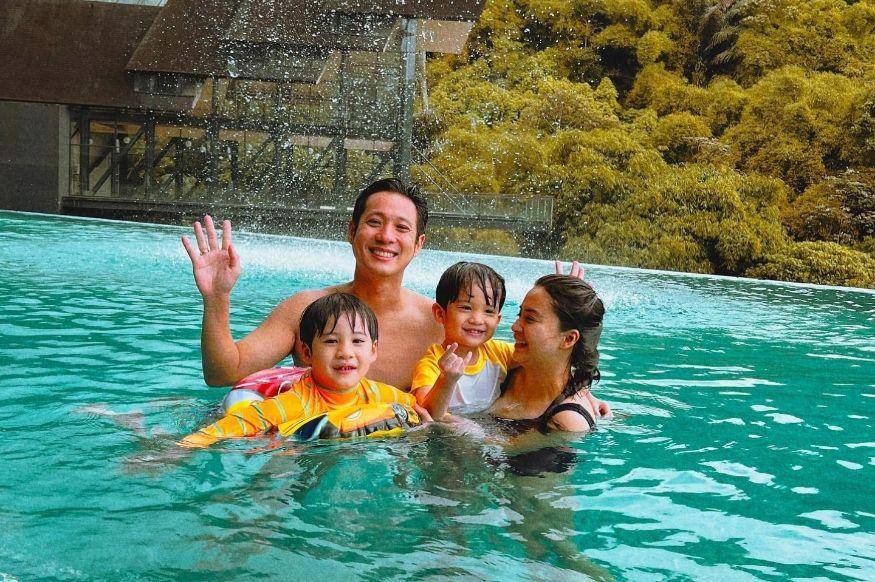 Putri Titian dan keluarga (instagram.com/putrititian)