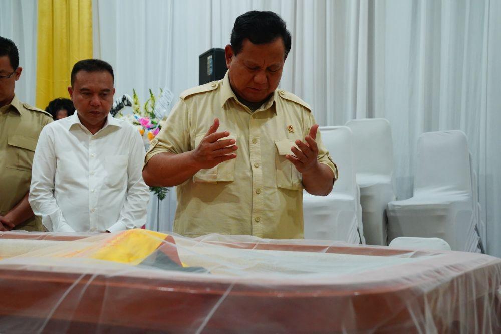 Melayat Lieus Sungkharisma, Prabowo: Sahabat Seperjuangan yang Idealis