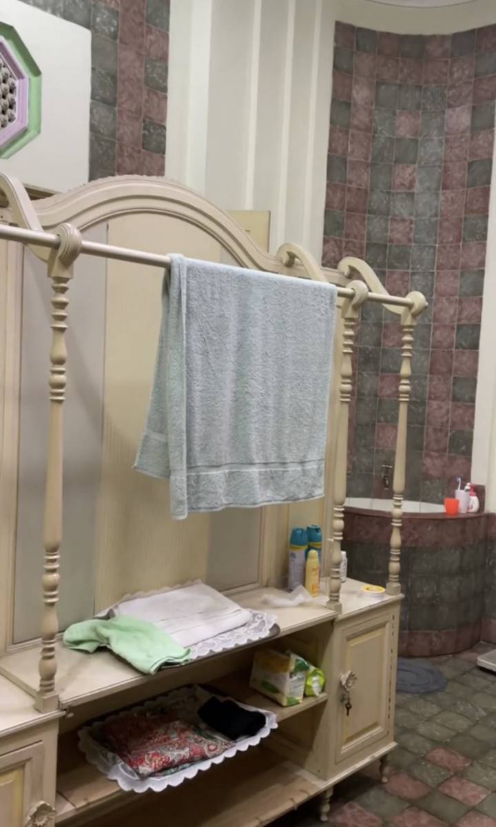 potret kamar di Pura Mangkunegara (tiktok.com/raniaayamin)