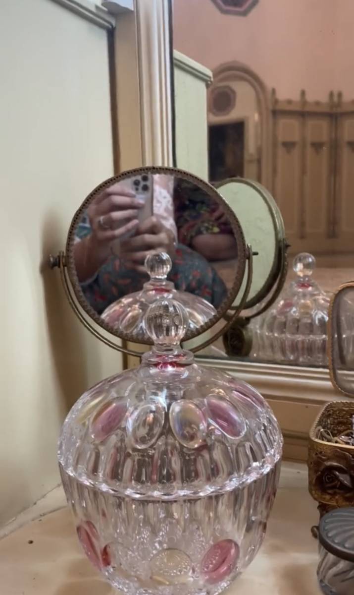potret kamar di Pura Mangkunegara (tiktok.com/raniaayamin)