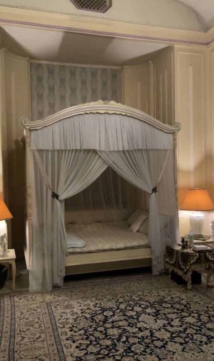 potret kamar di Pura Mangkunegara (tiktok.com/raniaayamin)