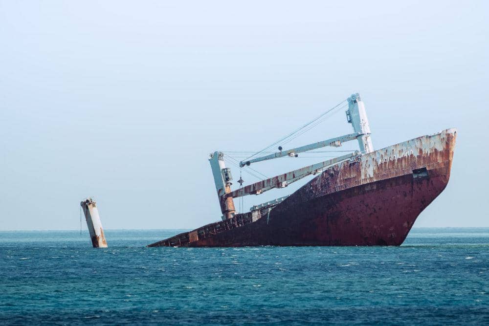 Kapal Pengangkut PMI Ilegal Karam di Malaysia, DPR: Kejar Mafianya!