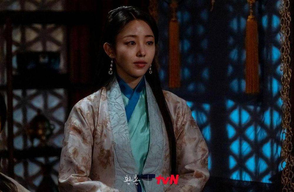 Hong Seo Hui di drama Alchemy of Souls (instagram.com/tvn_drama)