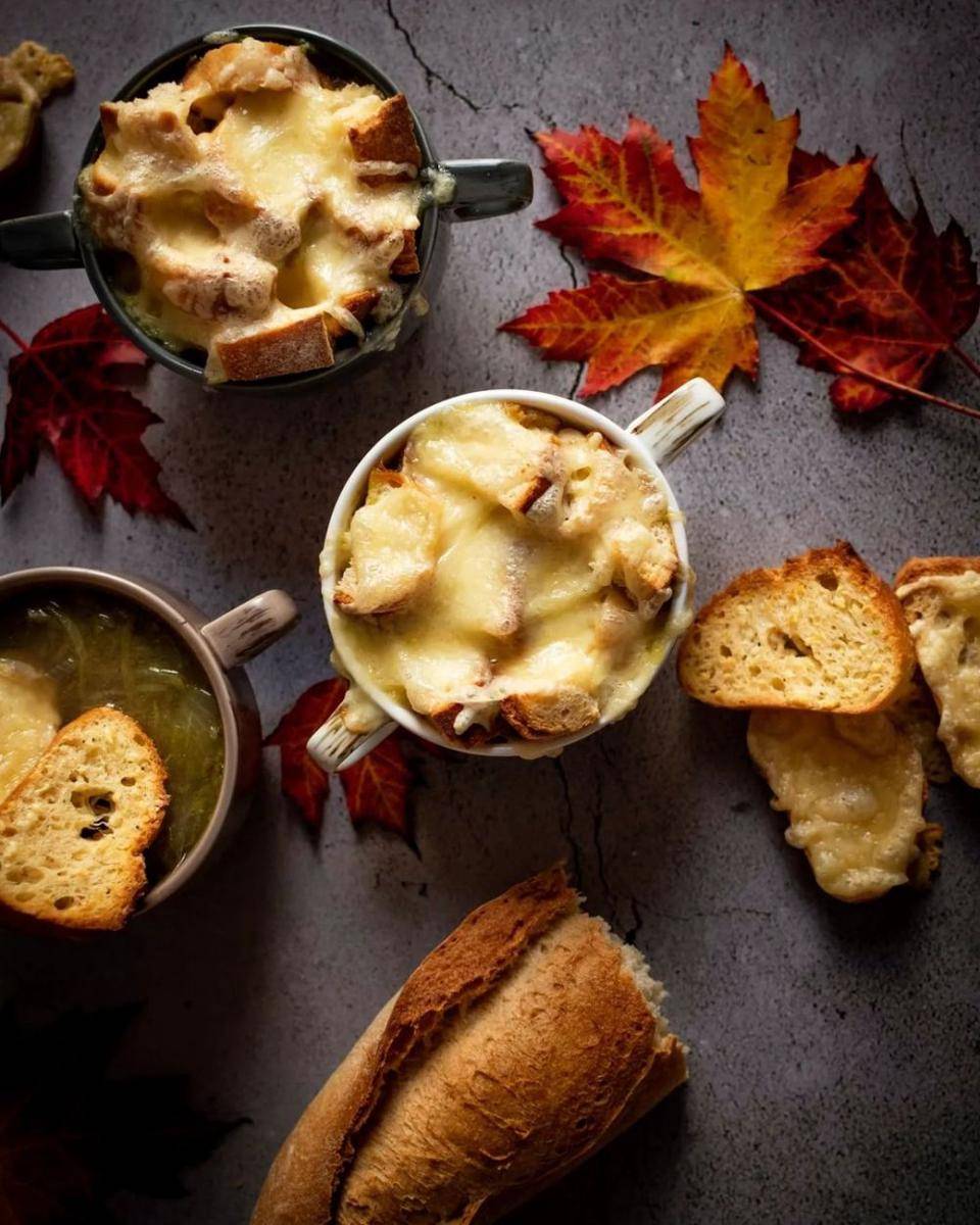 Onion soup (instagram.com/weinfallsreich)