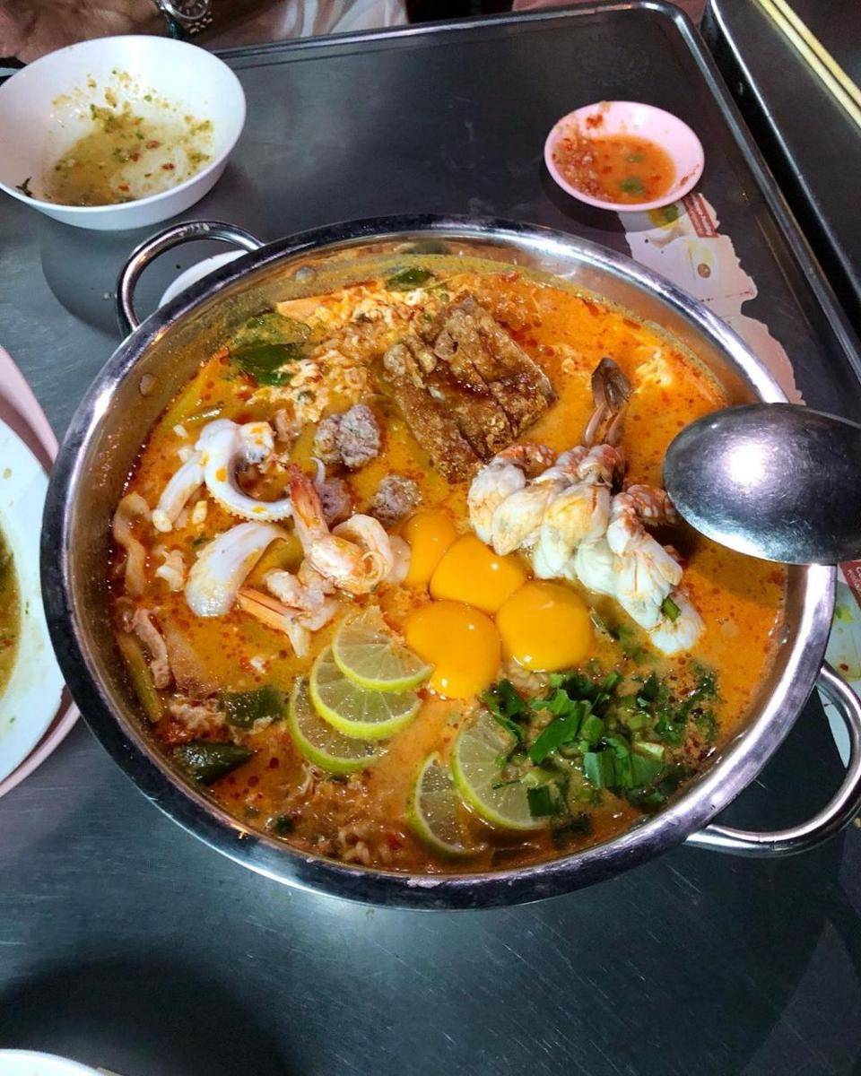 Tom Yum(instagram.com/fullfaraway)