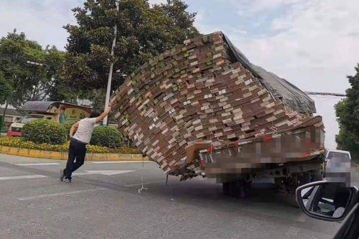 momen apes orang saat kerja (instagram.com/humorsantuy)