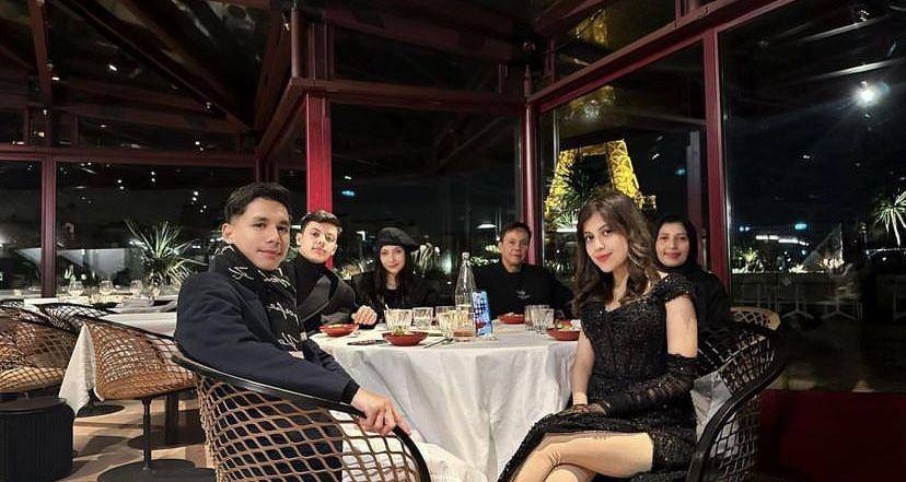 potret Fahira Almira liburan ke Paris dan Belanda (instagram.com/turayase)