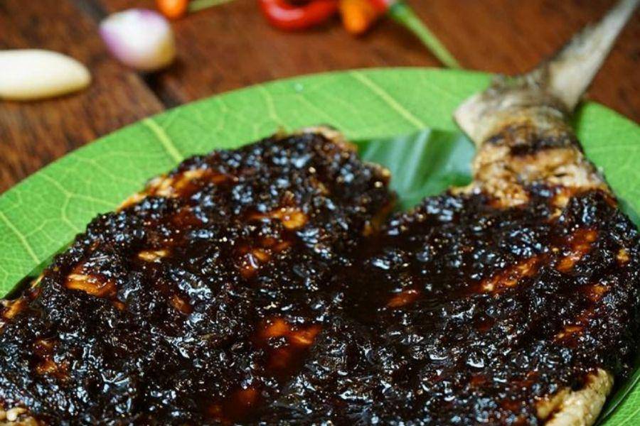 ikan bakar bumbu parape (instagram.com/pib.ujungpandang)