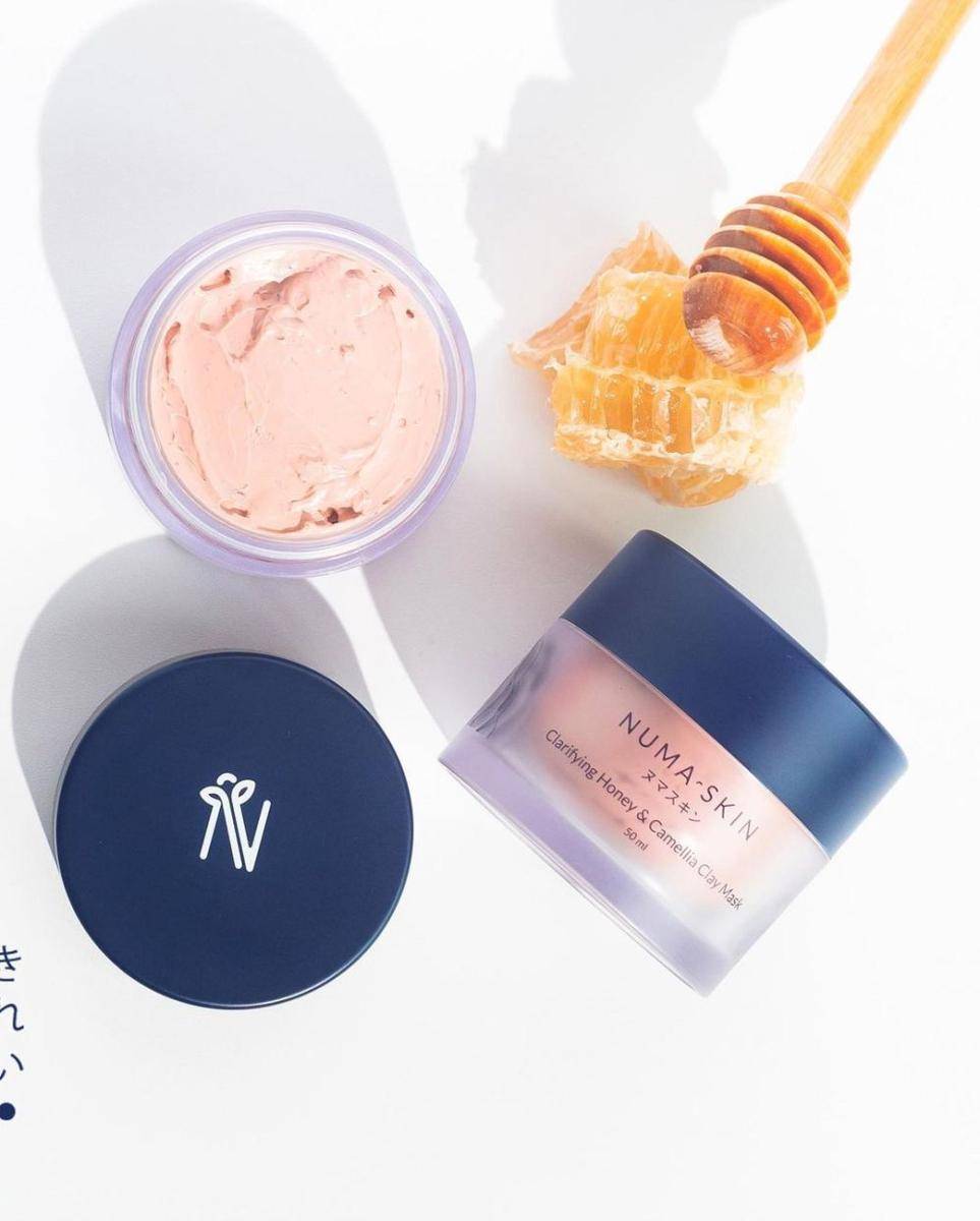 Numa Skin Clarifying Honey and Camellia Clay Mask (instagram.com/thenumaskin)