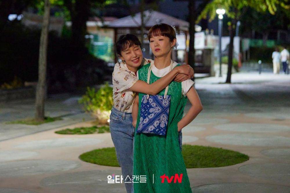 Lee Bong Ryun dan Jeon Do Yeon (instagram.com/tvn_drama)