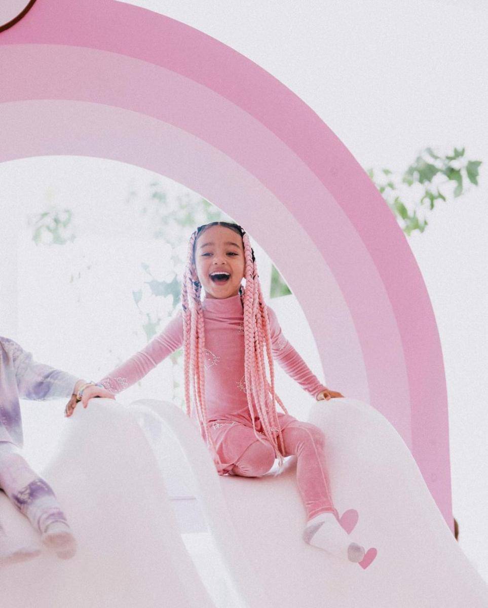 potret ultah Chicago West (instagram.com/kimkardashian)