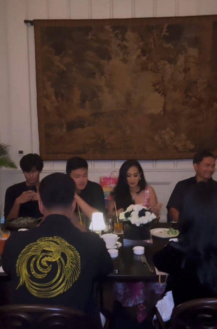 potret ultah ke-52 Diah Permatasari (instagram.com/dps_diahpermatasari)