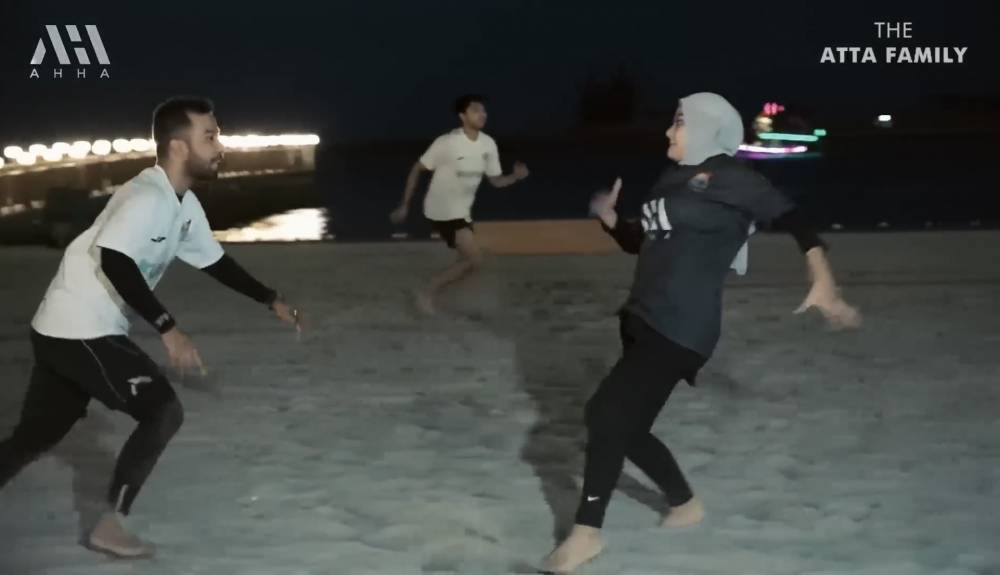 momen pertandingan tim Atta dan tim Gading (youtube.com/attahalilintar)