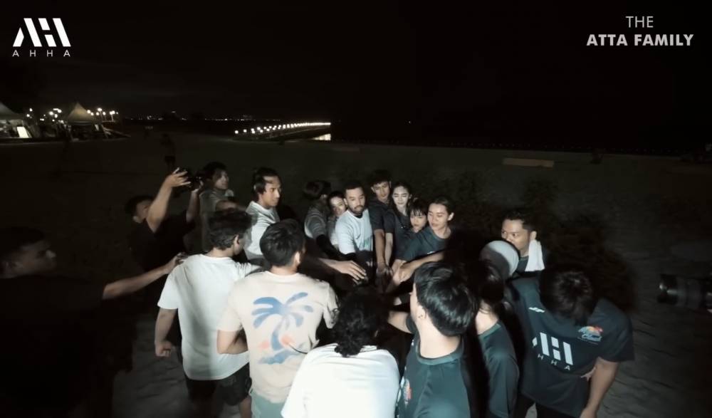 momen pertandingan tim Atta dan tim Gading (youtube.com/attahalilintar)