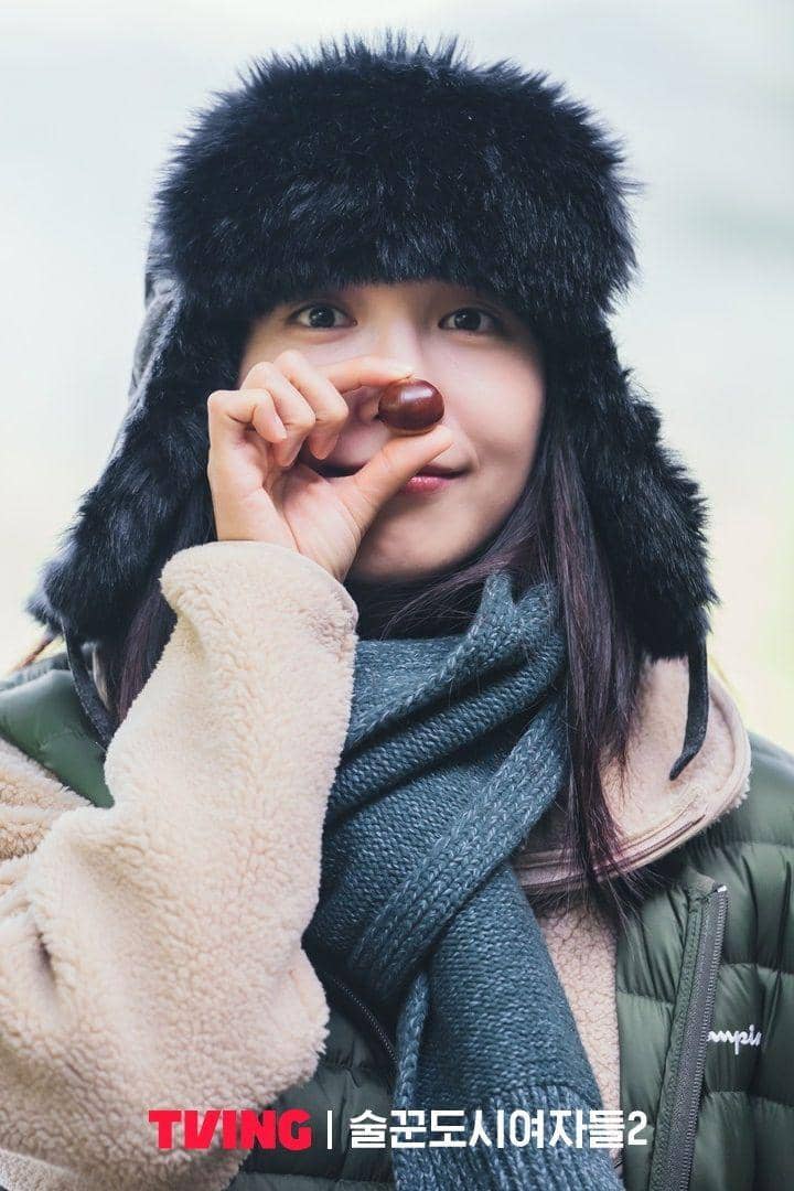 still cuts drama Work Later, Drink Now 2 (instagram.com/tving.official)