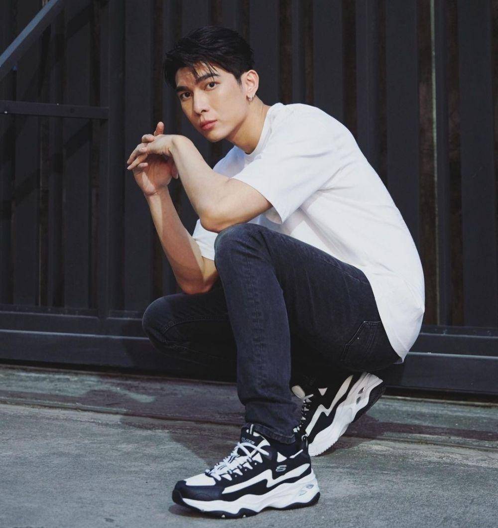 Mew Suppasit (instagram.com/mewsuppasit)