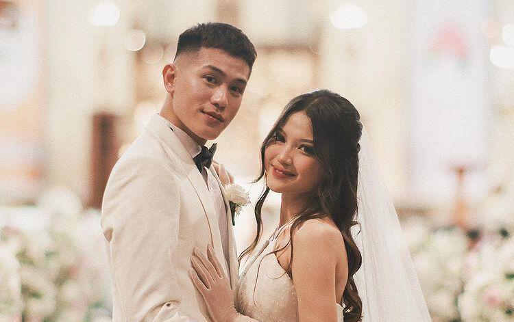 9 Potret Mesra Julian Jacob dan Maria Eka, Jadi Pengantin Baru Nih