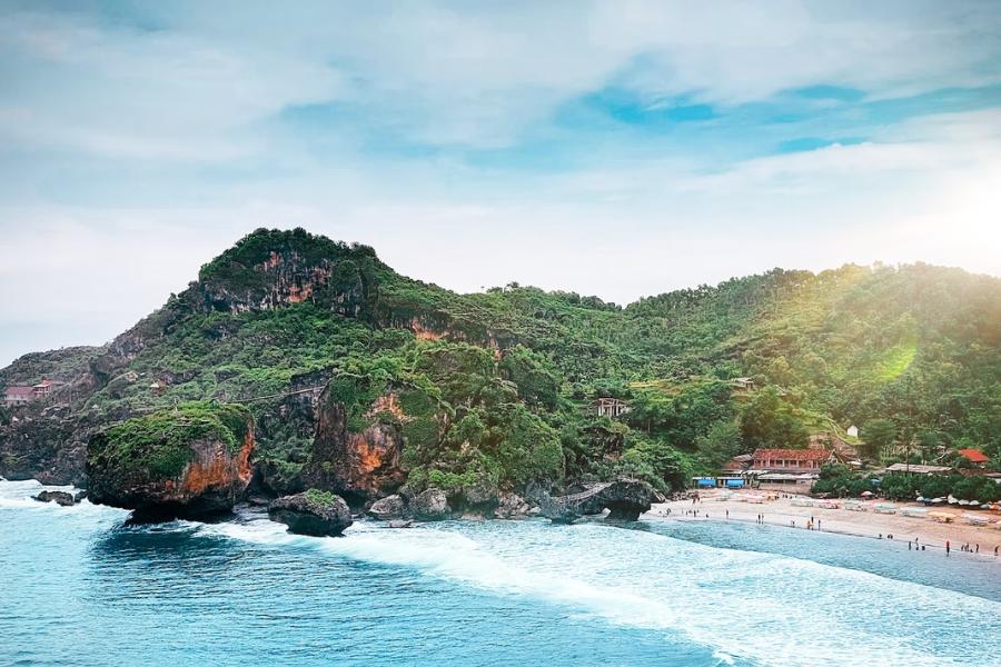 [QUIZ] Wisata Pantai di Yogyakarta untukmu Berdasarkan Makanan Khas Yogyakarta Favoritmu