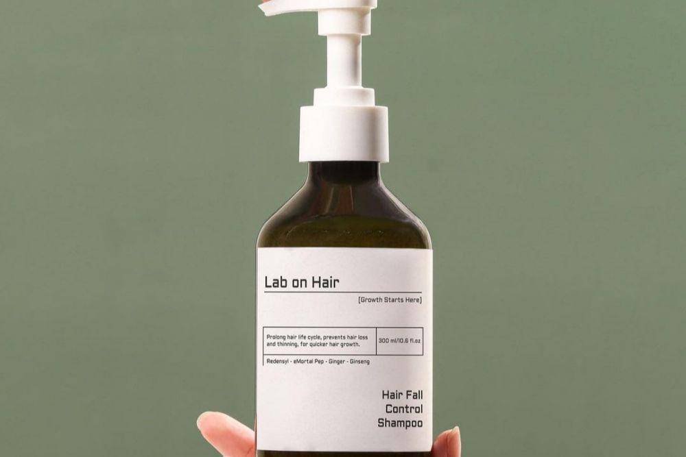 Lab On Hair Anti Hair Fall Shampoo with Redensyl + eMortal Pep + Ginger + Ginseng (instagram.com/labonhair_id)