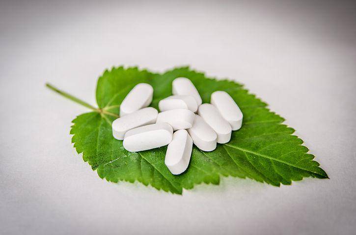 ilustrasi pil obat (pixabay.com/jarmoluk)