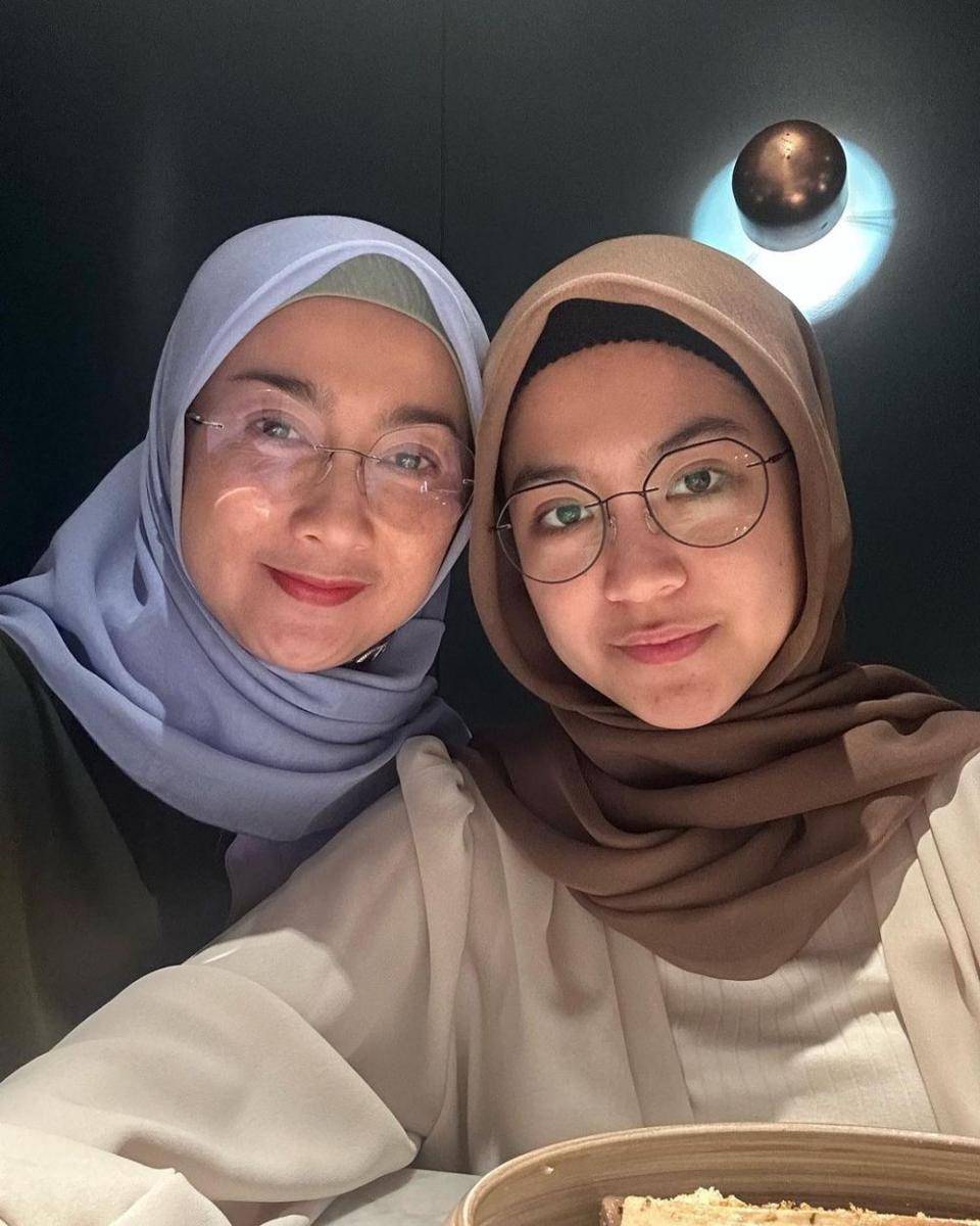 potret Desy Ratnasari dan Nasywana Thania (instagram.com/desyratnasariterdepan)
