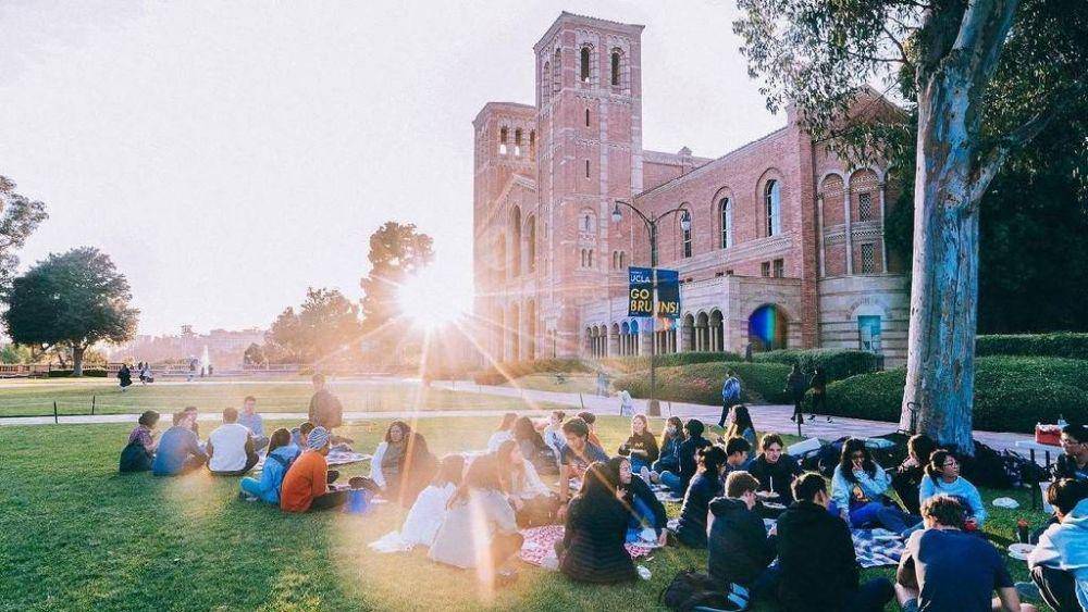 potret University of California, Los Angeles (UCLA) (instagram.com/ucla)