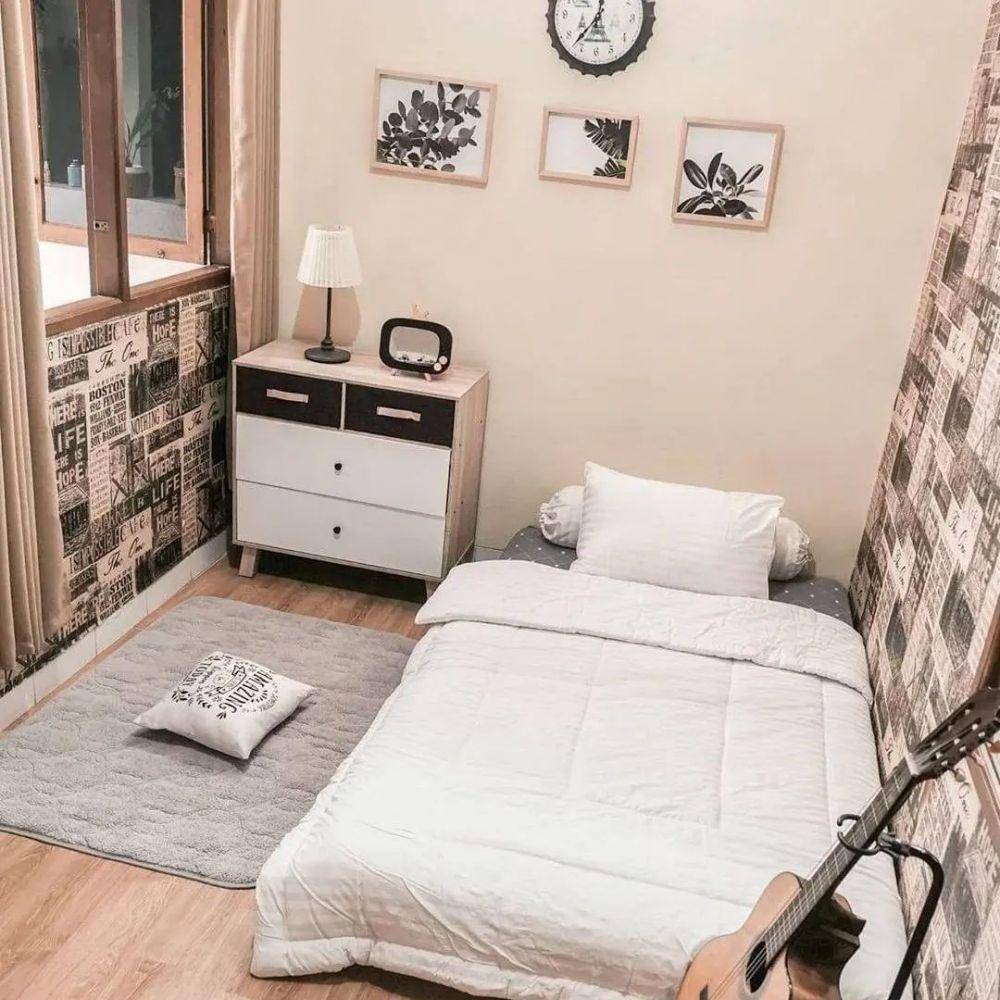 ilustrasi kamar tidur dengan wallpaper dinding (instagram.com/ruangtidurutama)