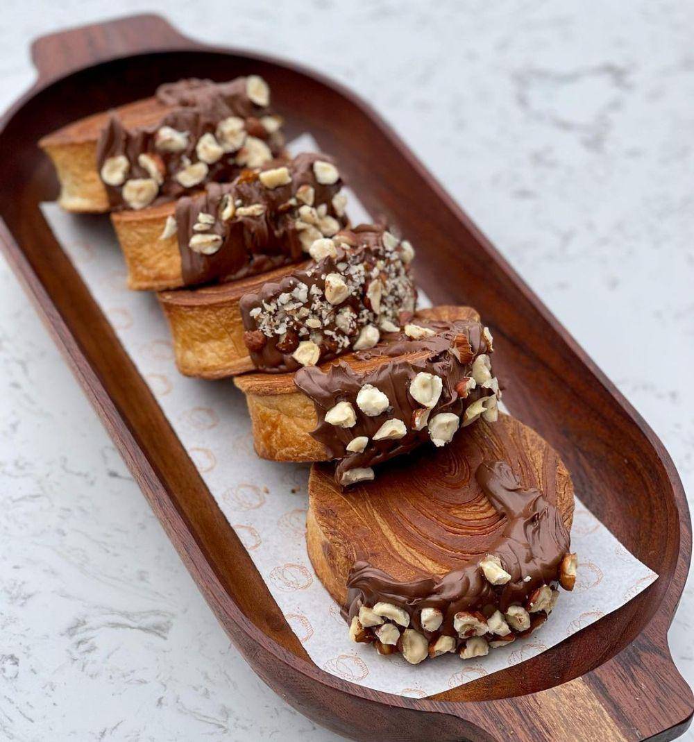 Croissant roll (instagram.com/ormoregeneva)