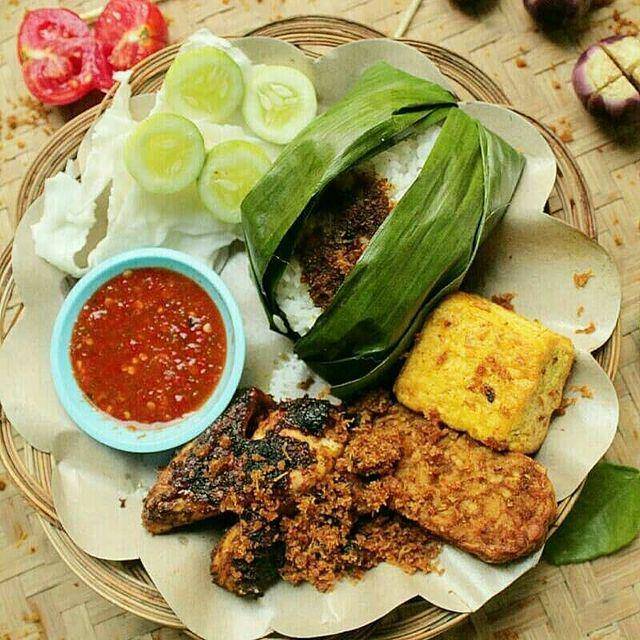 resep makanan olahan nasi timbel (instagram.com/nasi_timbel_pasundan)