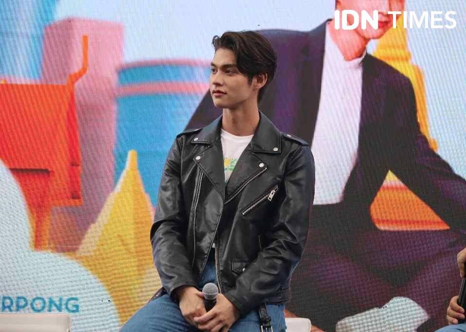 Bright Vachirawit di Summarecon Mal Serpong pada Sabtu (28/1/2023) (IDN Times/Rafifa Shabira)